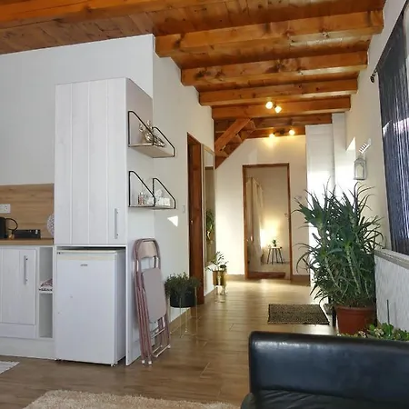 Csuecsoek Vendeghaz Apartment